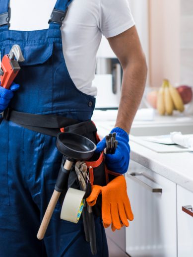 crop-plumber-kitchen BUIDER